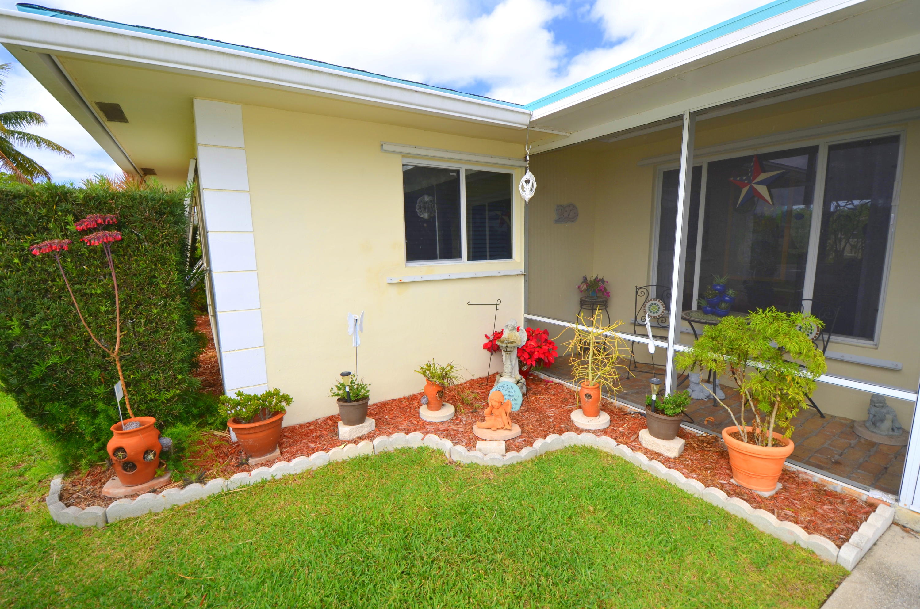 10695 Eland Street Boca Raton, FL 33428 - Photo 4 of 25 Front