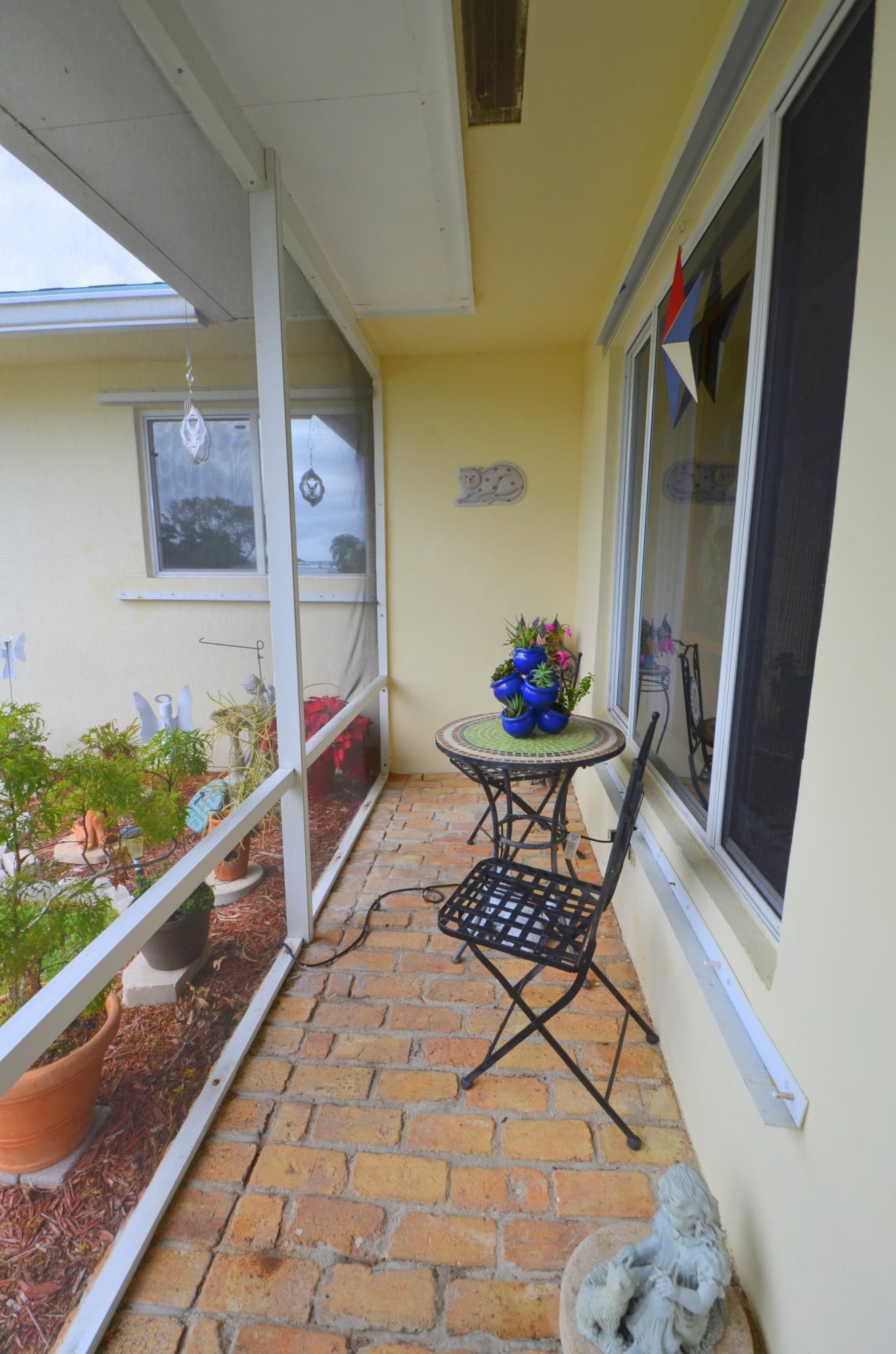 10695 Eland Street Boca Raton, FL 33428 - Photo 5 of 25 Front Patio Area