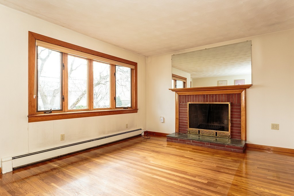 15 Cleveland Road Watertown, MA 02472 - Photo 4 of 20 Gallery Image 4