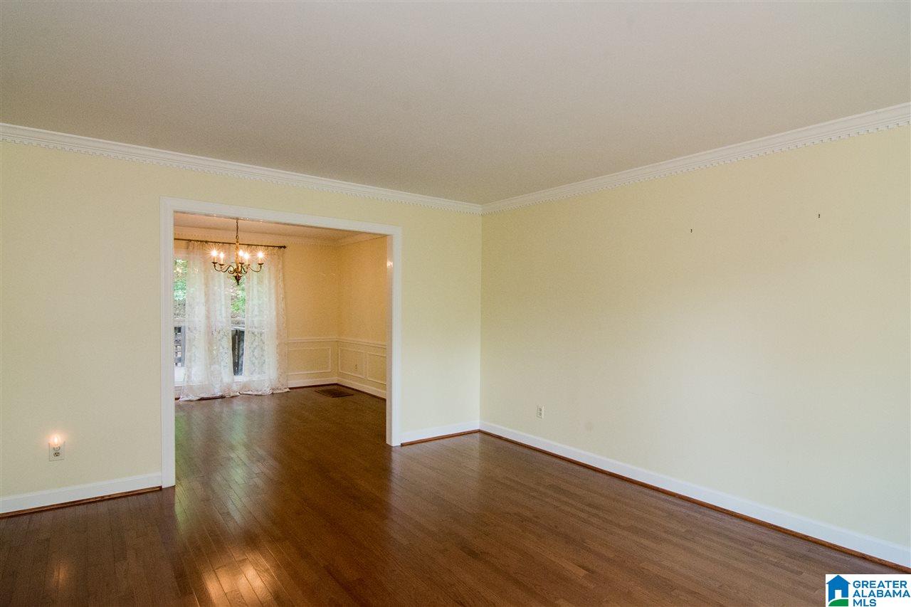 133 Skyline Circle Pelham, AL 35124 - Photo 4 of 50