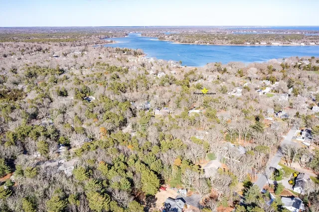 $650,000 | 1081 B Main Street, Barnstable, MA 02635