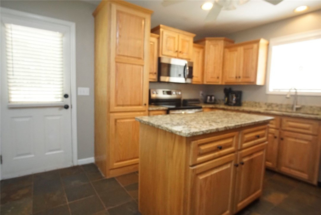 599 Mile Creek Road Pickens, SC 29671 - Photo 5 of 25 Kitchen
