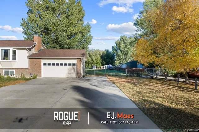$490,000 | 2019 North Yellow Creek Road, Casper, WY 82604