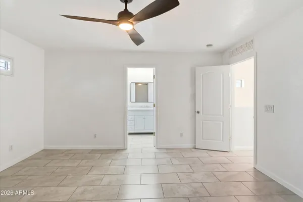 $389,500 | 7527 South 13th Place, Phoenix, AZ 85042