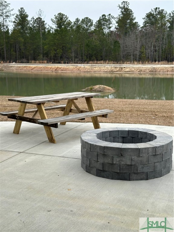 103 Skylark Road Bloomingdale, GA 31302 - Photo 35 of 36 Firepit and table