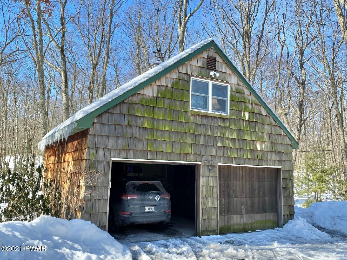 199 Jacob Weber Road Shohola, PA 18458 - Photo 4 of 26 4-GARAGE