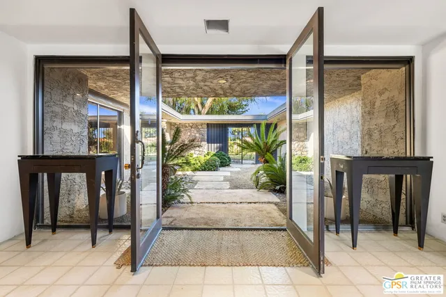 $1,595,000 | 40675 East Thunderbird Terrace, Rancho Mirage, CA 92270