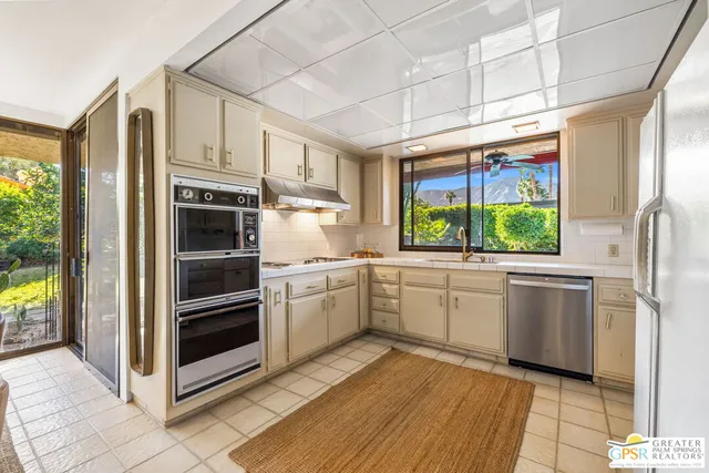 $1,595,000 | 40675 East Thunderbird Terrace, Rancho Mirage, CA 92270