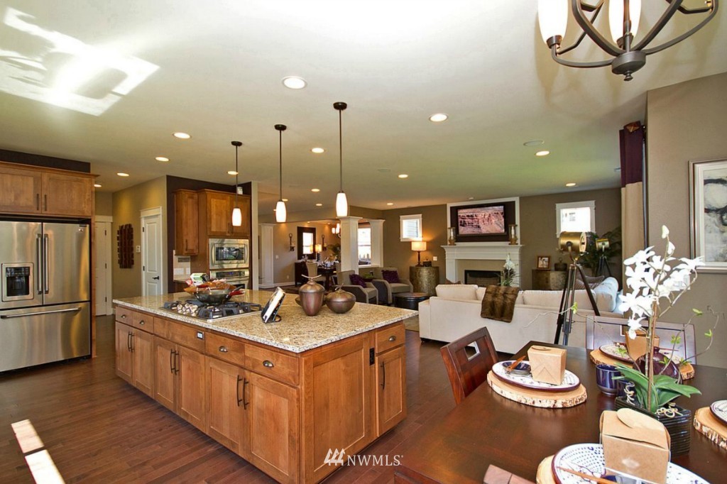 15020 101st Place Northeast Bothell, WA 98011 - Photo 7 of 15 Gallery Image 7
