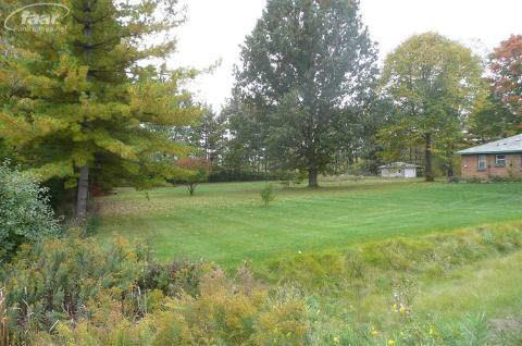 2409 West Stanley Road Mount Morris, MI 48458 - Photo 2 of 8 20131721-1.JPG