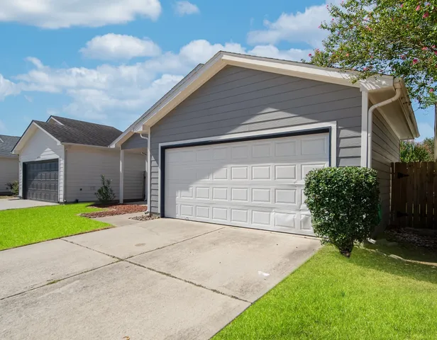 $1,850 | 21323 Sweet Grass Lane, Tomball, TX 77375