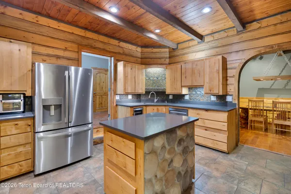 $1,400,000 | 9 B South Riverton Street, Dubois, WY 82513
