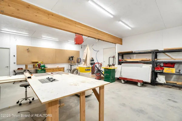 $1,400,000 | 9 B South Riverton Street, Dubois, WY 82513
