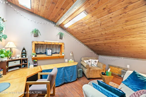 $1,400,000 | 9 B South Riverton Street, Dubois, WY 82513