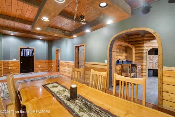 $1,400,000 | 9 B South Riverton Street, Dubois, WY 82513