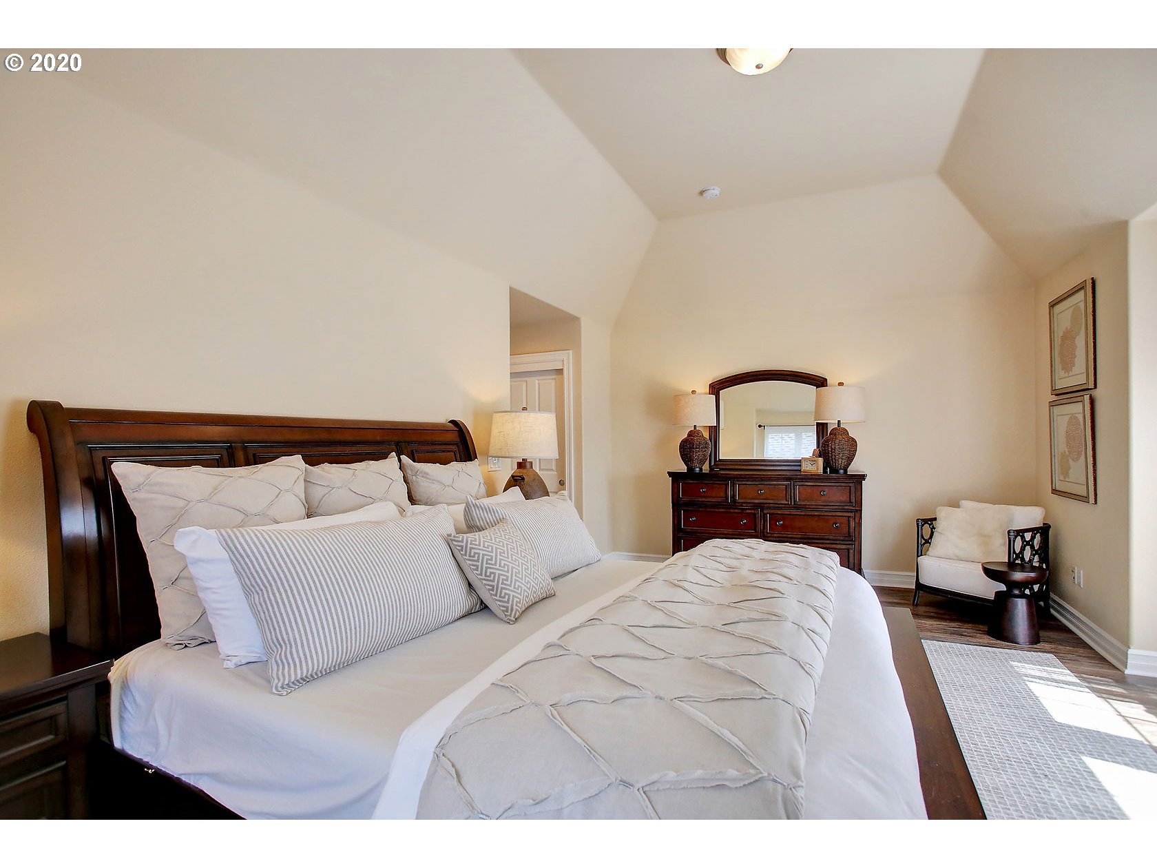2438 Northwest Miller Road, Unit 13 Portland, OR 97229 - Photo 16 of 32
