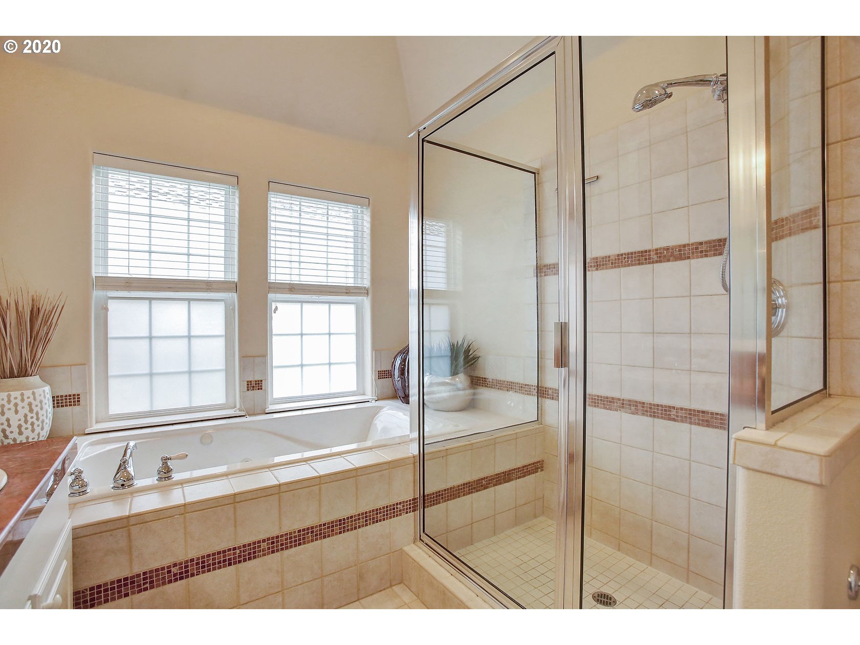 2438 Northwest Miller Road, Unit 13 Portland, OR 97229 - Photo 19 of 32