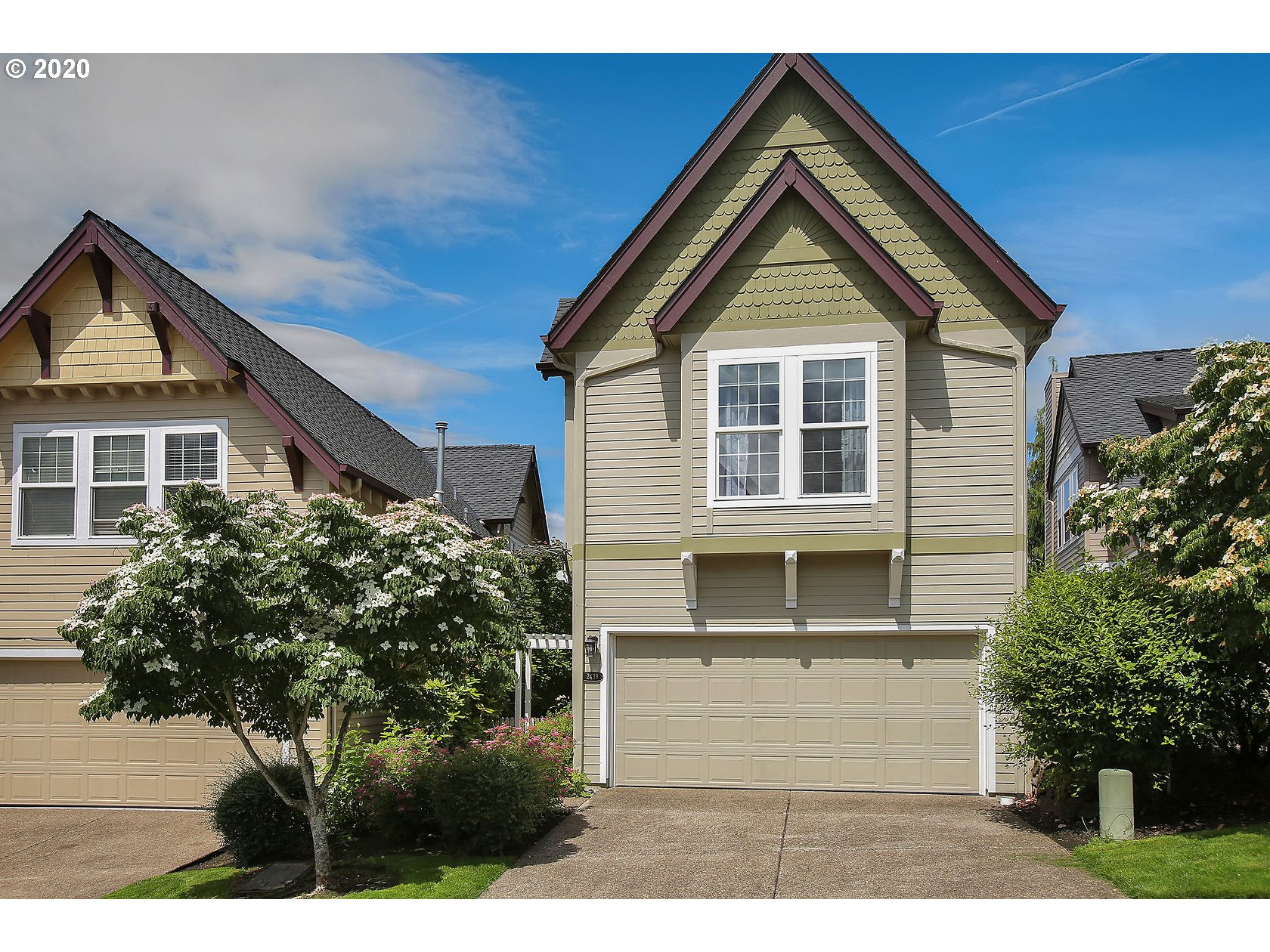 2438 Northwest Miller Road, Unit 13 Portland, OR 97229 - Photo 3 of 32
