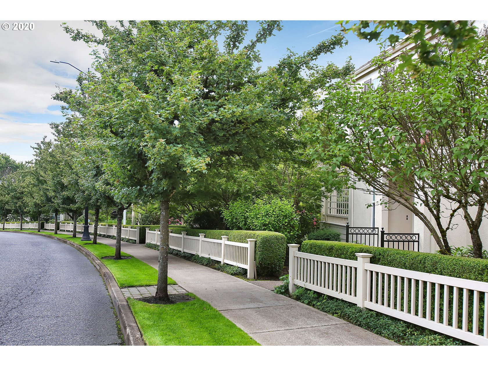 2438 Northwest Miller Road, Unit 13 Portland, OR 97229 - Photo 28 of 32