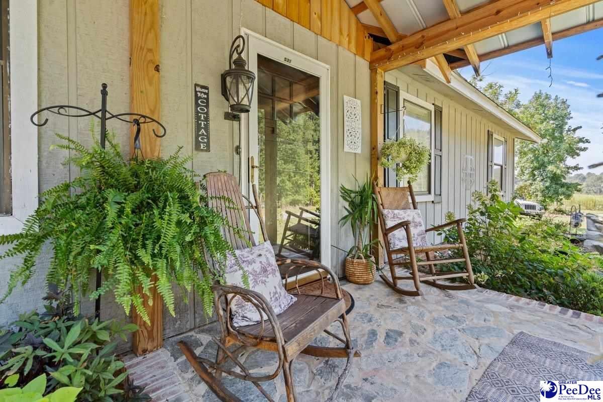 531 Bridlewood Road Cheraw, SC 29520 - Photo 4 of 43 Gallery Image 4