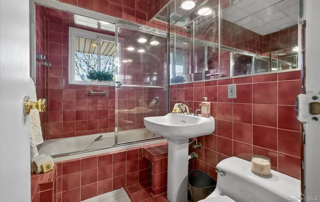 $525,000 | 1 Toms Point Lane, Unit 6J, Port Washington, NY 11050