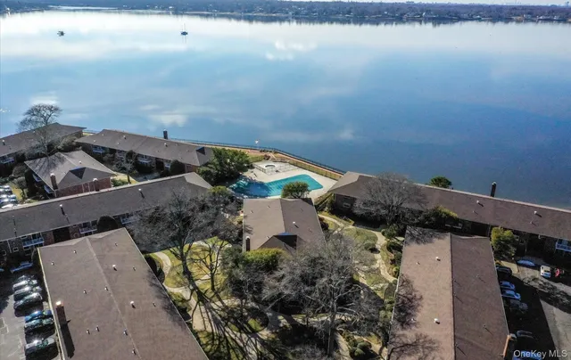 $525,000 | 1 Toms Point Lane, Unit 6J, Port Washington, NY 11050