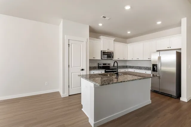 $299,900 | 1404 Wild Indigo Way, Moore, SC 29369