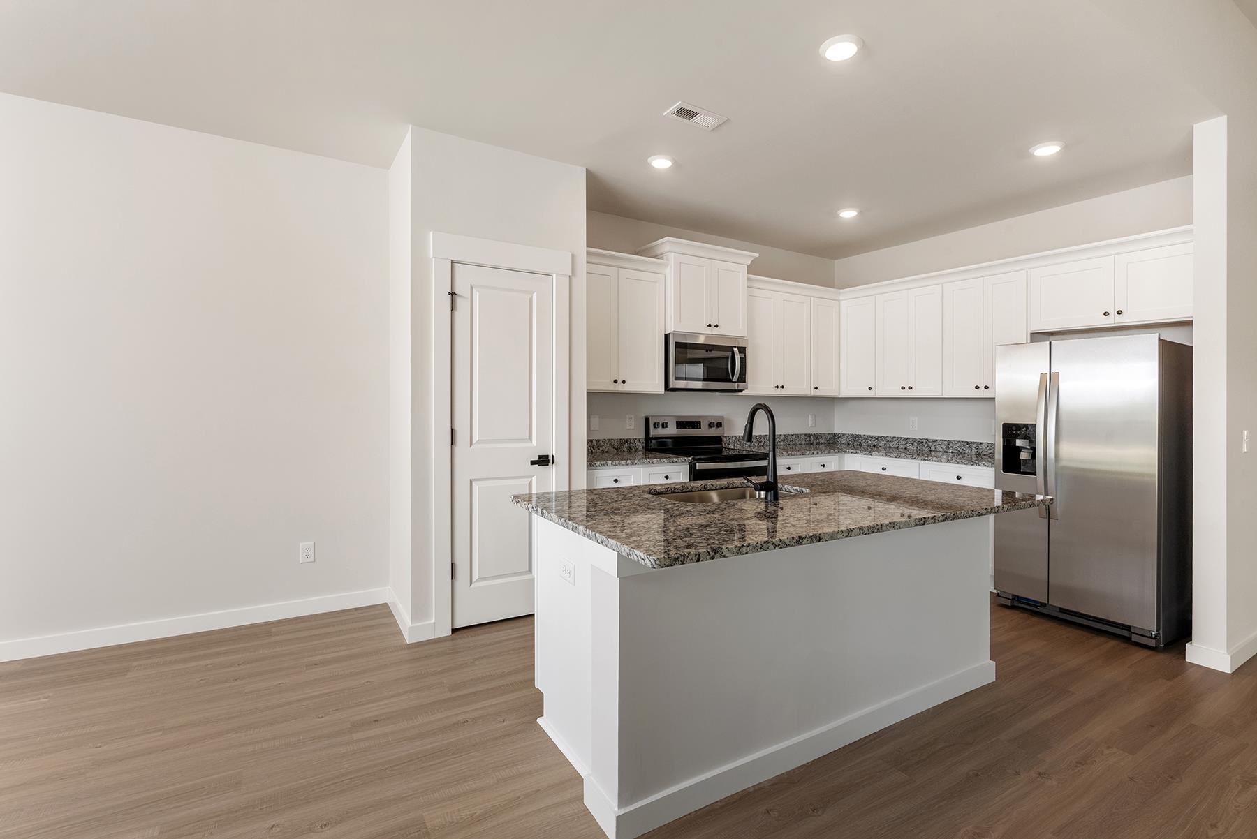 1404 Wild Indigo Way Moore, SC 29369 - Photo 4 of 7