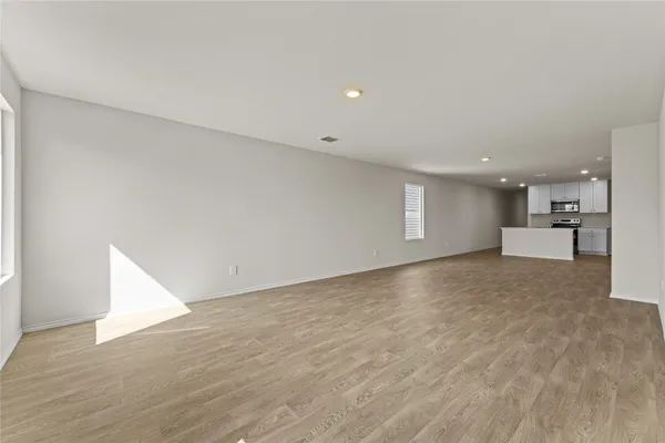 $244,990 | 410 Wild Goose Drive, Luling, TX 78648