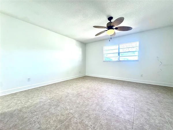 $199,900 | 11205 West Bayshore Drive, Crystal River, FL 34429