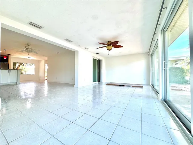 $239,900 | 11205 West Bayshore Drive, Crystal River, FL 34429