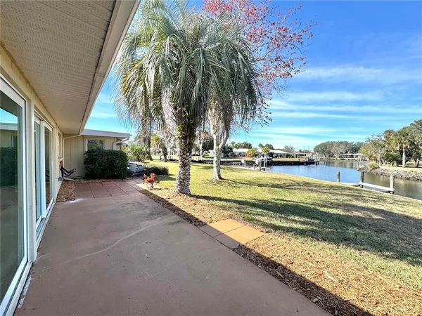 $199,900 | 11205 West Bayshore Drive, Crystal River, FL 34429