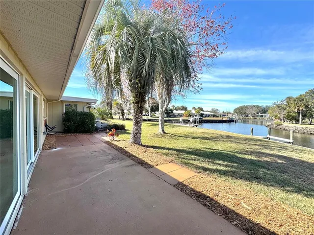 $239,900 | 11205 West Bayshore Drive, Crystal River, FL 34429