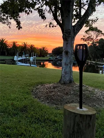 $239,900 | 11205 West Bayshore Drive, Crystal River, FL 34429