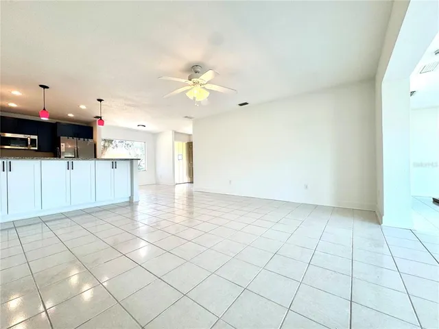 $239,900 | 11205 West Bayshore Drive, Crystal River, FL 34429