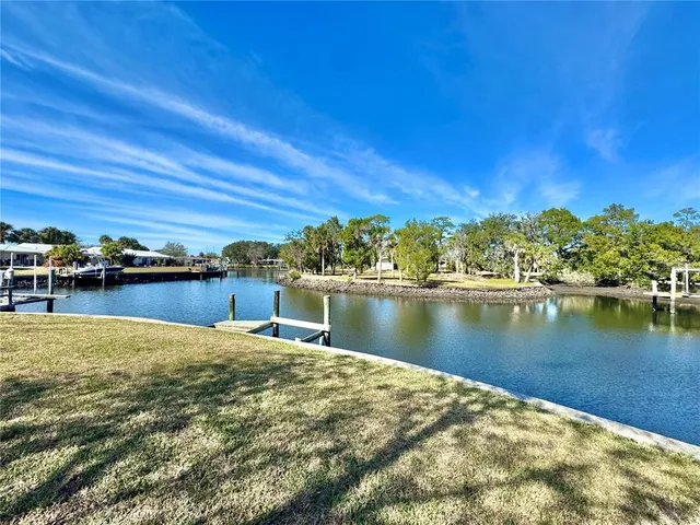 $239,900 | 11205 West Bayshore Drive, Crystal River, FL 34429