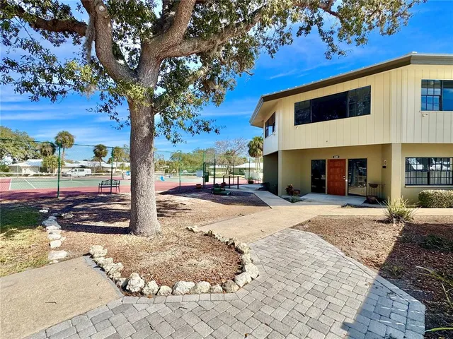 $239,900 | 11205 West Bayshore Drive, Crystal River, FL 34429
