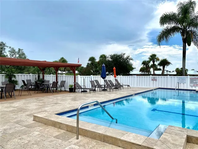 $239,900 | 11205 West Bayshore Drive, Crystal River, FL 34429