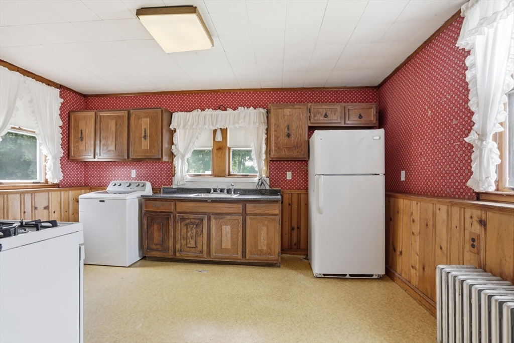 86 Main Street Saugus, MA 01906 - Photo 21 of 35