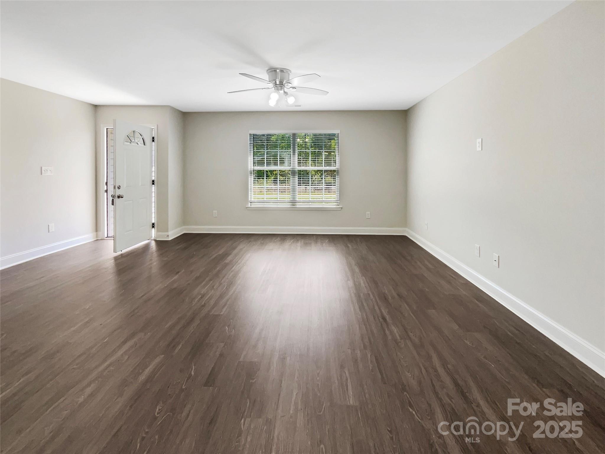 1399 Foxbrook Circle Lancaster, SC 29720 - Photo 3 of 19 Gallery Image 3