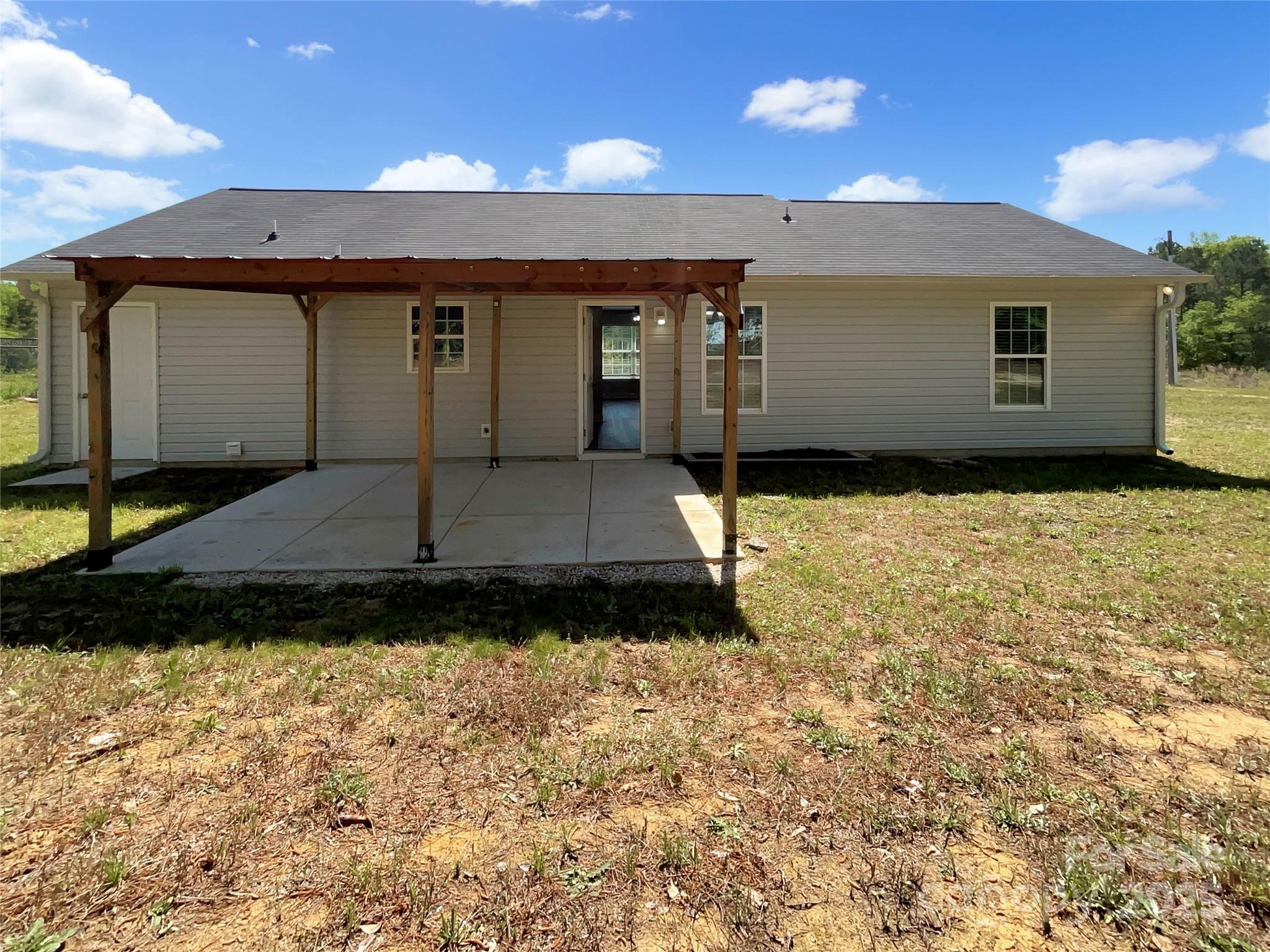 1399 Foxbrook Circle Lancaster, SC 29720 - Photo 8 of 19 Gallery Image 8