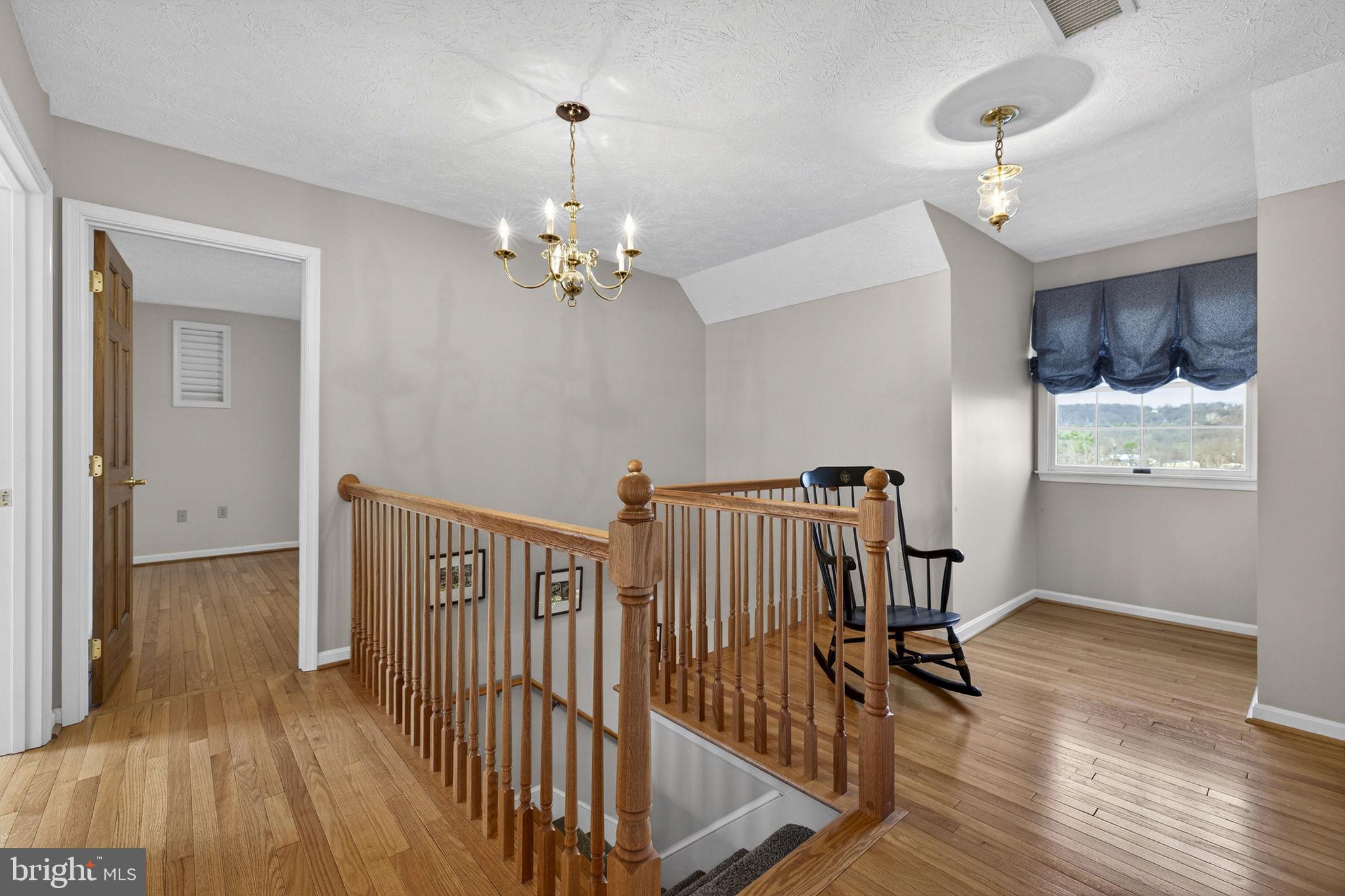 456 Marple Road Winchester, VA 22603 - Photo 41 of 84 Upper level