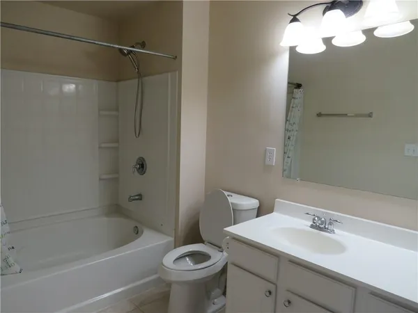 $2,250 | 2240 Landing Ridge Drive, Unit 61, Duluth, GA 30097