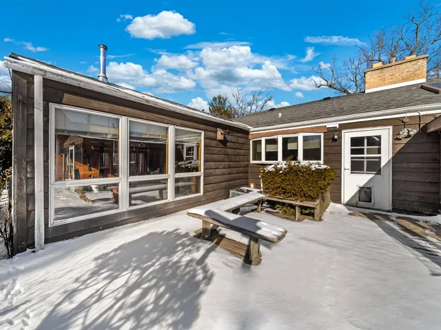 $525,000 | 63 Franklin Place East, Lake Forest, IL 60045