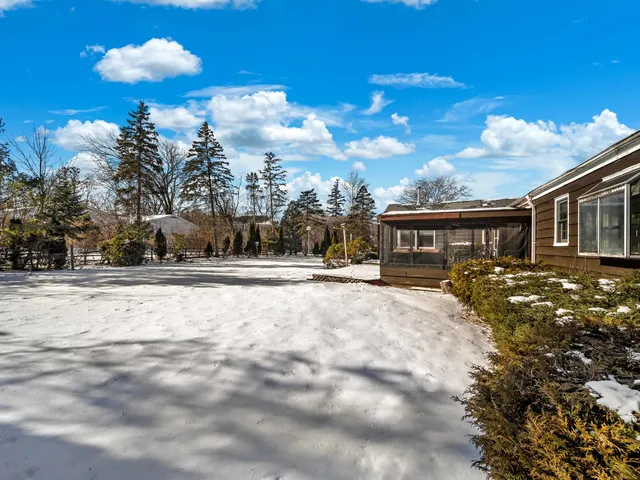 $525,000 | 63 Franklin Place East, Lake Forest, IL 60045