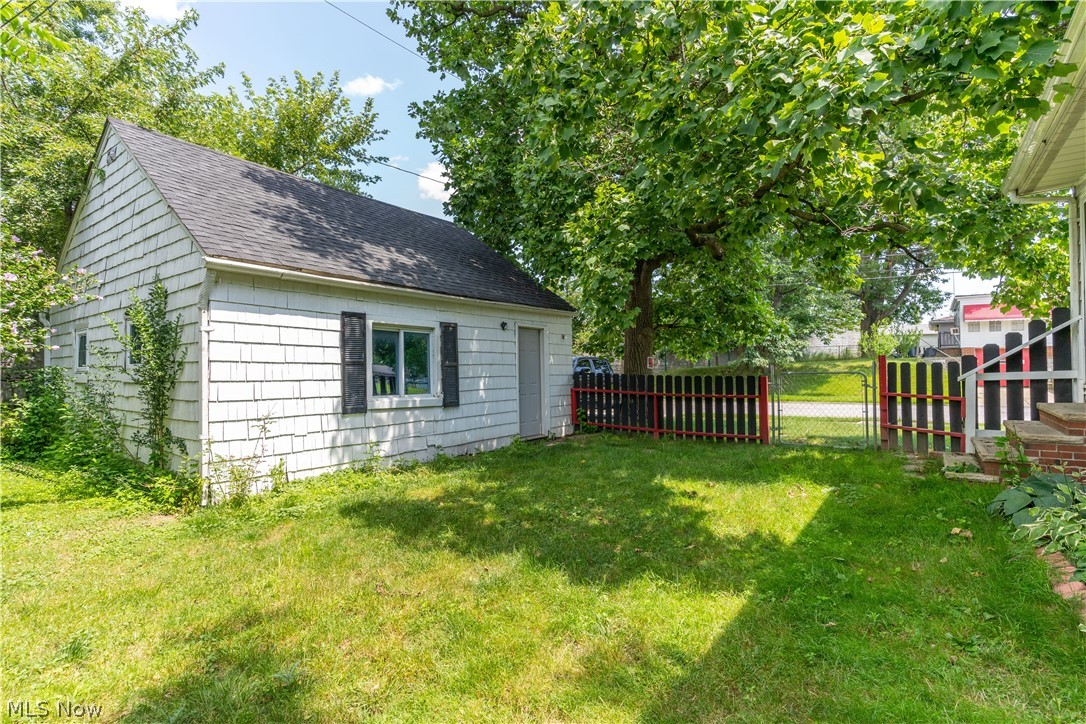 21113 Hansen Road Maple Heights, OH 44137 - Photo 24 of 26