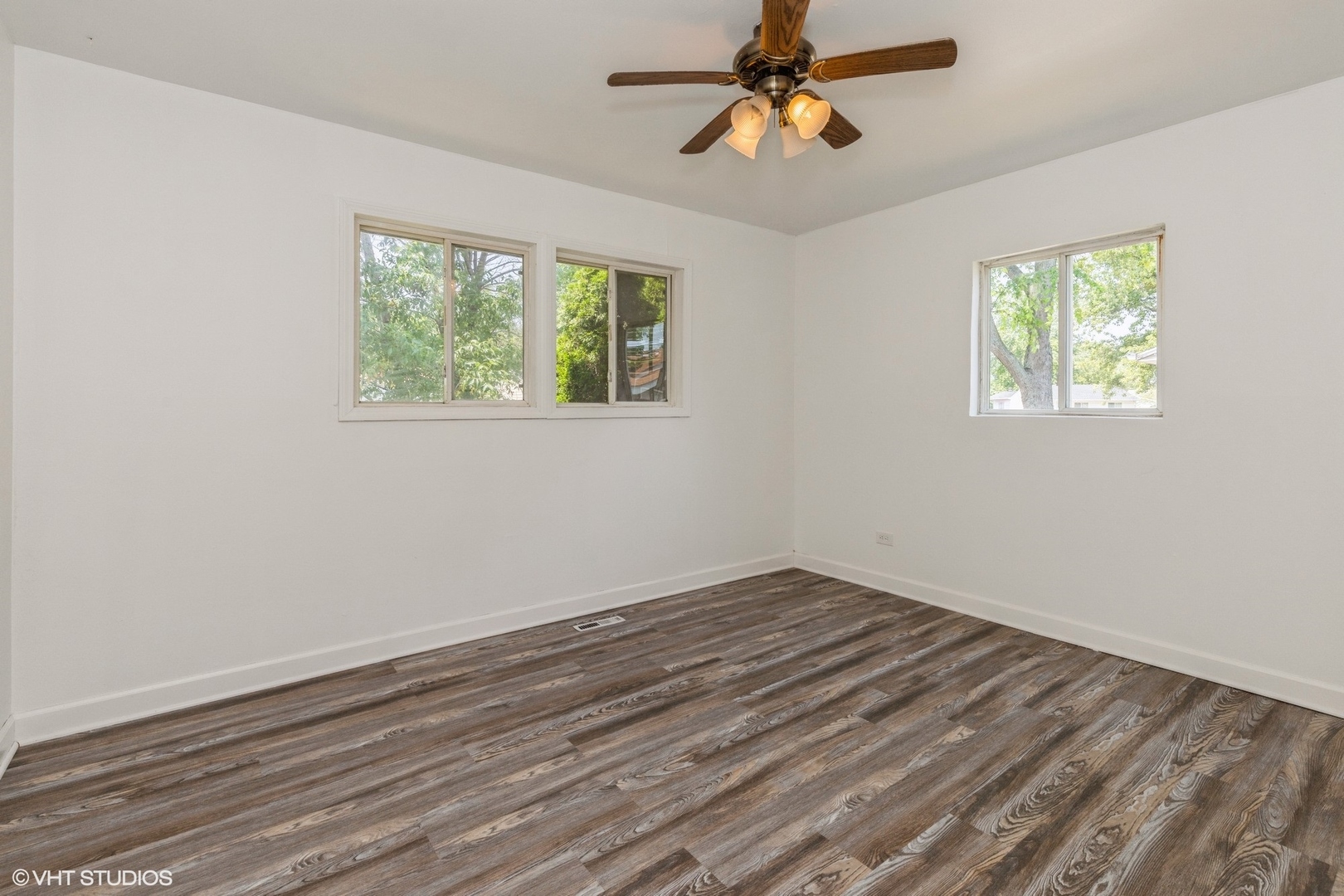 2237 Ottawa Road Waukegan, IL 60087 - Photo 6 of 10 Gallery Image 6