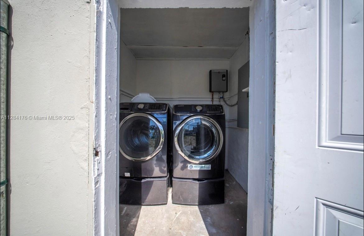 782 East 37th Street Hialeah, FL 33013 - Photo 19 of 46 a close view of utility room with washer and dryer