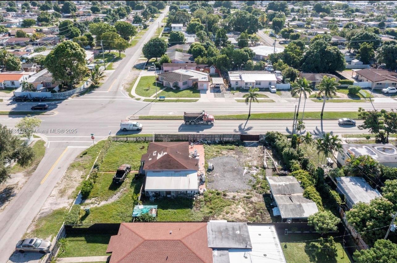 782 East 37th Street Hialeah, FL 33013 - Photo 27 of 46 an aerial view of a