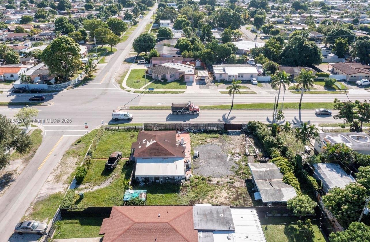 782 East 37th Street Hialeah, FL 33013 - Photo 28 of 46 an aerial view of a